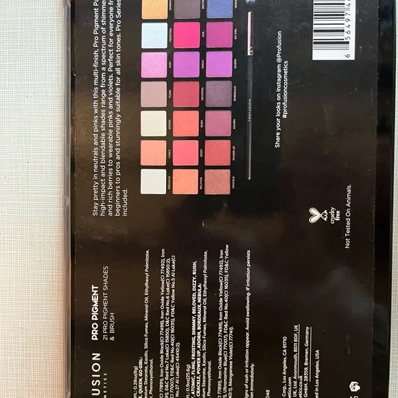 Eye shadow palette - Picture 2 of 3